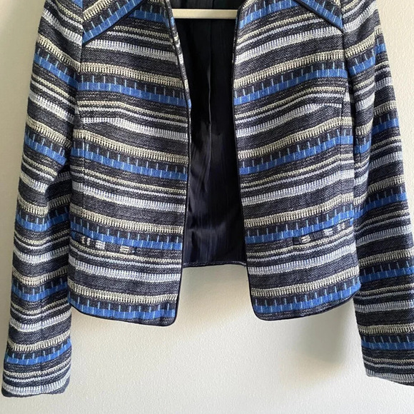 RW&Co Striped Tweed Blue Striped Open Front Cropped Blazer Jacket Size 2 - Picture 4 of 13